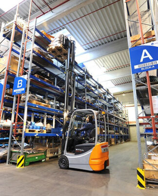 Barierki ochronne do magazynu